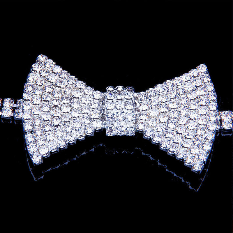 Rhinestone Bow Necklace