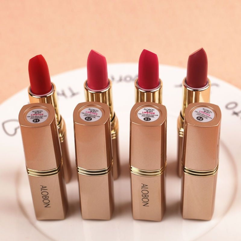 Good-looking Lip Lacquer No Stain